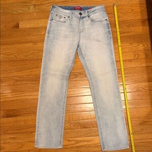 Guess Light Wash Slim Straight Jeans - Light Blue